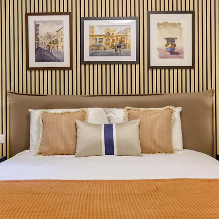 Designer With Attention To Detail In By 360 Estates *