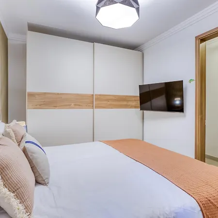 Appartement Designer Apartment Near Seafront With Balcony & Patio Gzira
