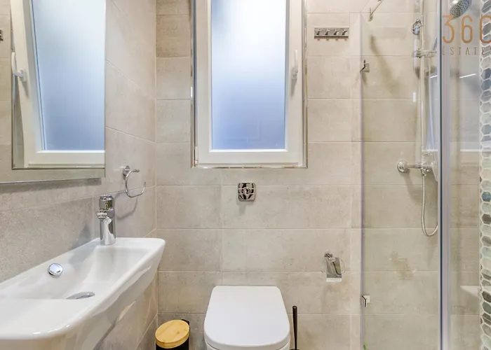 Designer With Attention To Detail In By 360 Estates Gzira